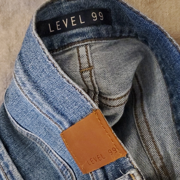 NEW Level 99 Curvy 90's Mom Jeans Size 28 - Picture 6 of 6